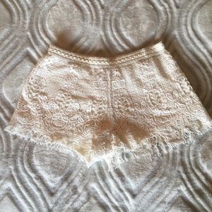Creme Lace Shorts